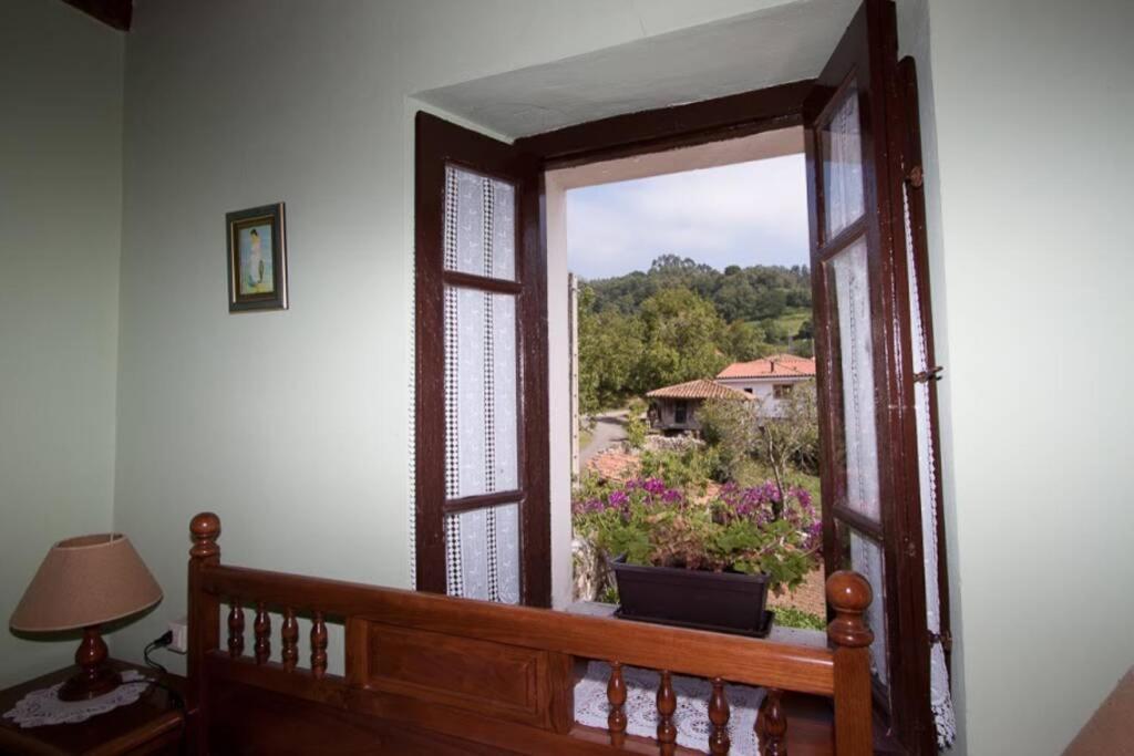 Casa Del Cuetu. Traditional Village House In Asturias Mere Εξωτερικό φωτογραφία